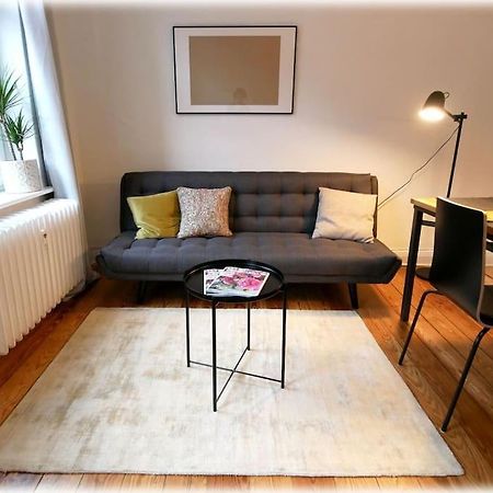 Gemuetlich - 2 Zimmer-Altbau, 24H Check-In Κίελο Εξωτερικό φωτογραφία