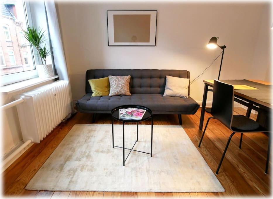 Gemuetlich - 2 Zimmer-Altbau, 24H Check-In Κίελο Εξωτερικό φωτογραφία