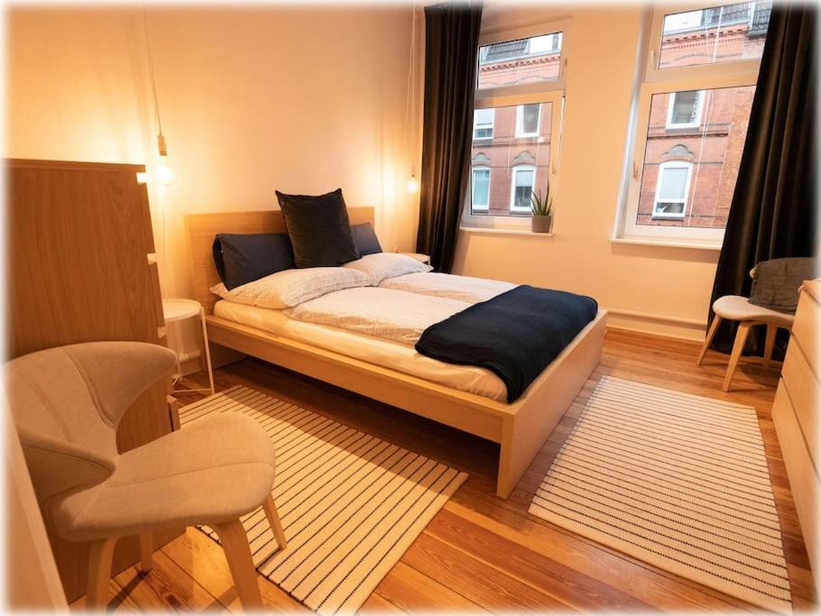 Gemuetlich - 2 Zimmer-Altbau, 24H Check-In Κίελο Εξωτερικό φωτογραφία