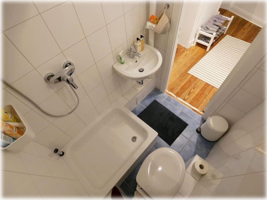 Gemuetlich - 2 Zimmer-Altbau, 24H Check-In Κίελο Εξωτερικό φωτογραφία